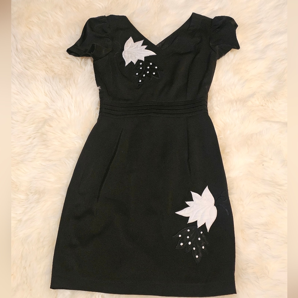 Nice Dress 👗 - Picture 10 of 15